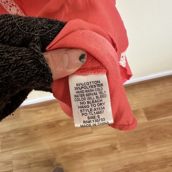 Umgee Womens Coral Tunic Top Small Crochet Peasant USA Shirt Blouse Boho Pink - Picture 3 of 10